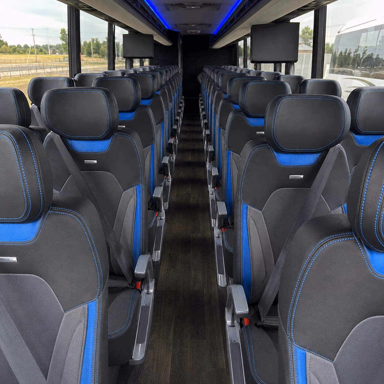 missouri city charter bus rentals for large wedding guest lists