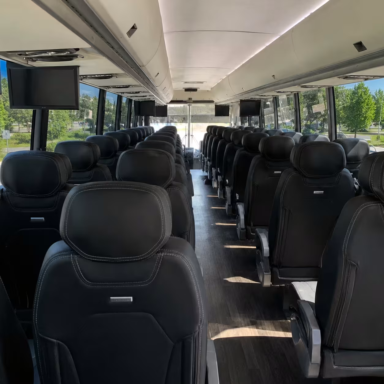 missouri city charter bus rentals to toyota center concerts