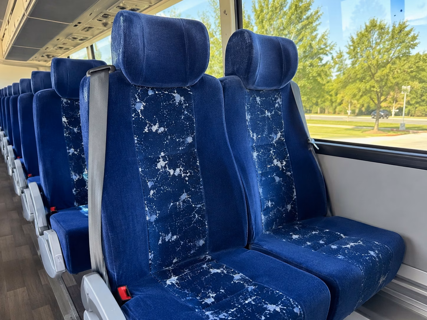 missouri city employee charter bus rentals from one large network