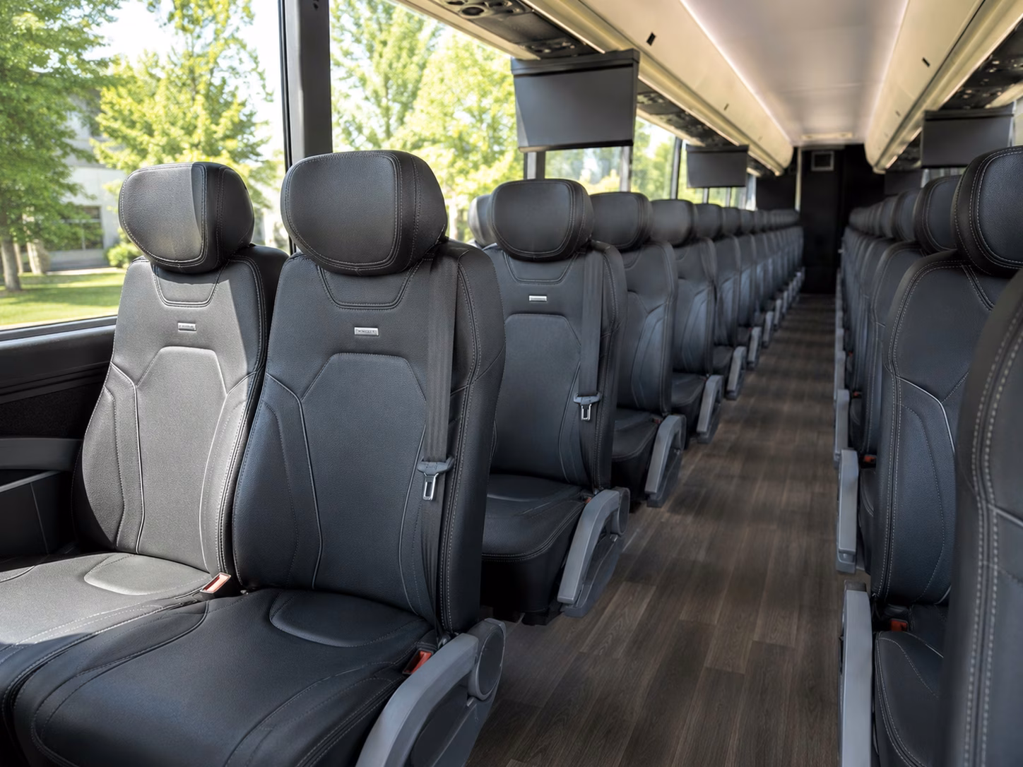 missouri city wedding shuttle buses for hotel guests