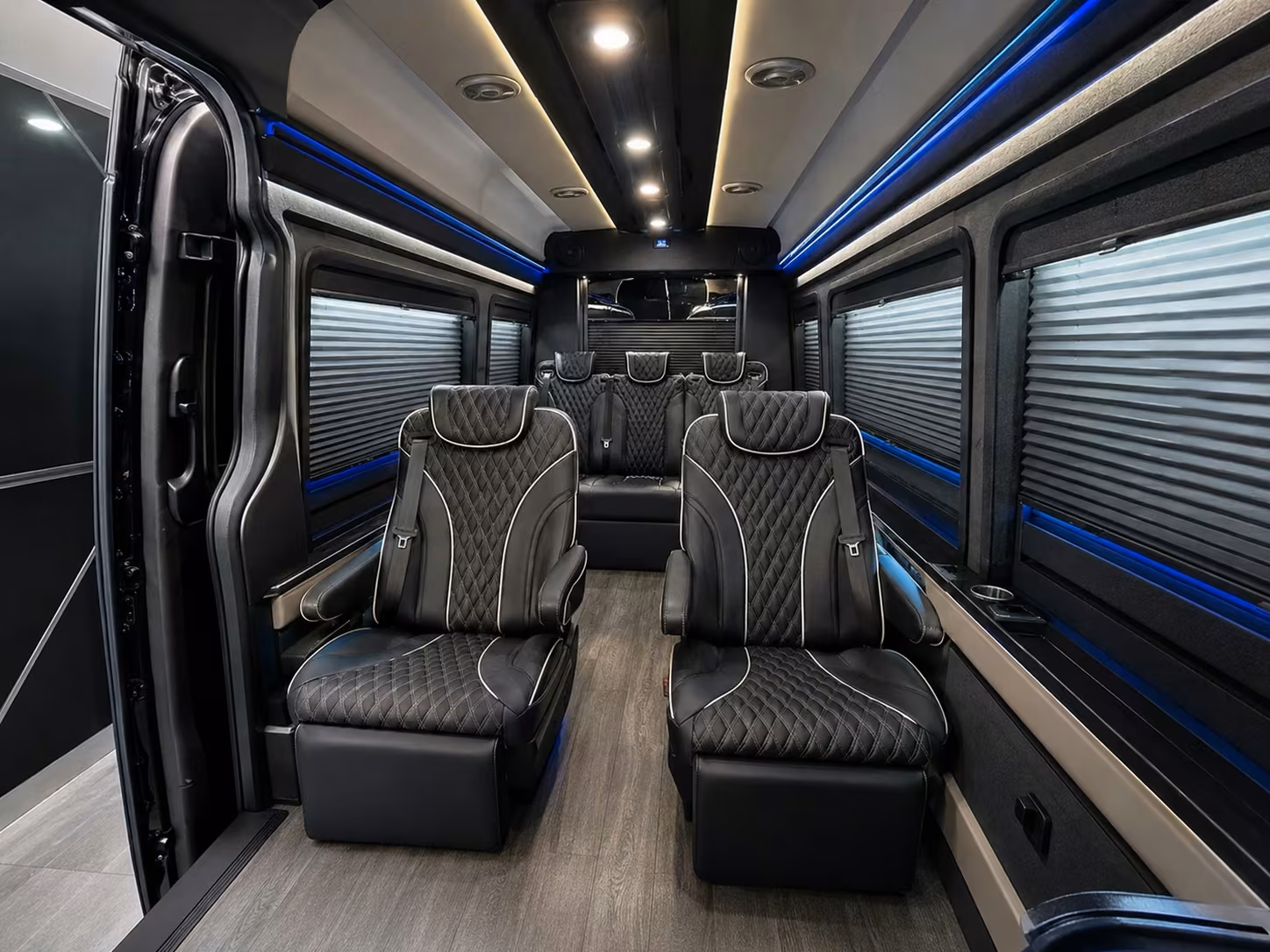 multi stop airport shuttles for large missouri city groups